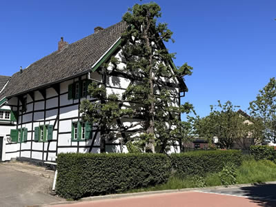 Van Kasteel Schaloen richting Noorbeek